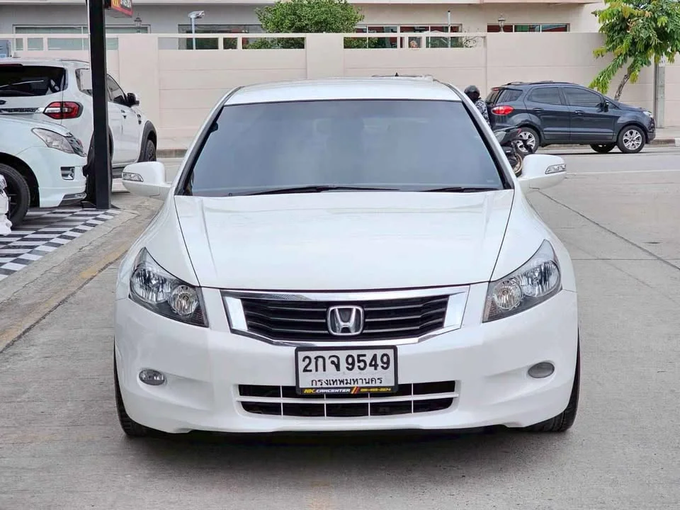 2010 Honda Accord VIII 3