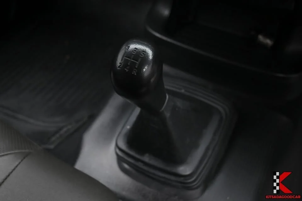 2022 Mitsubishi Triton V 3