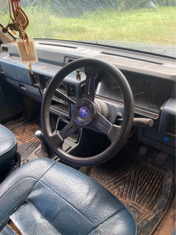 1971 Mitsubishi Triton II 2