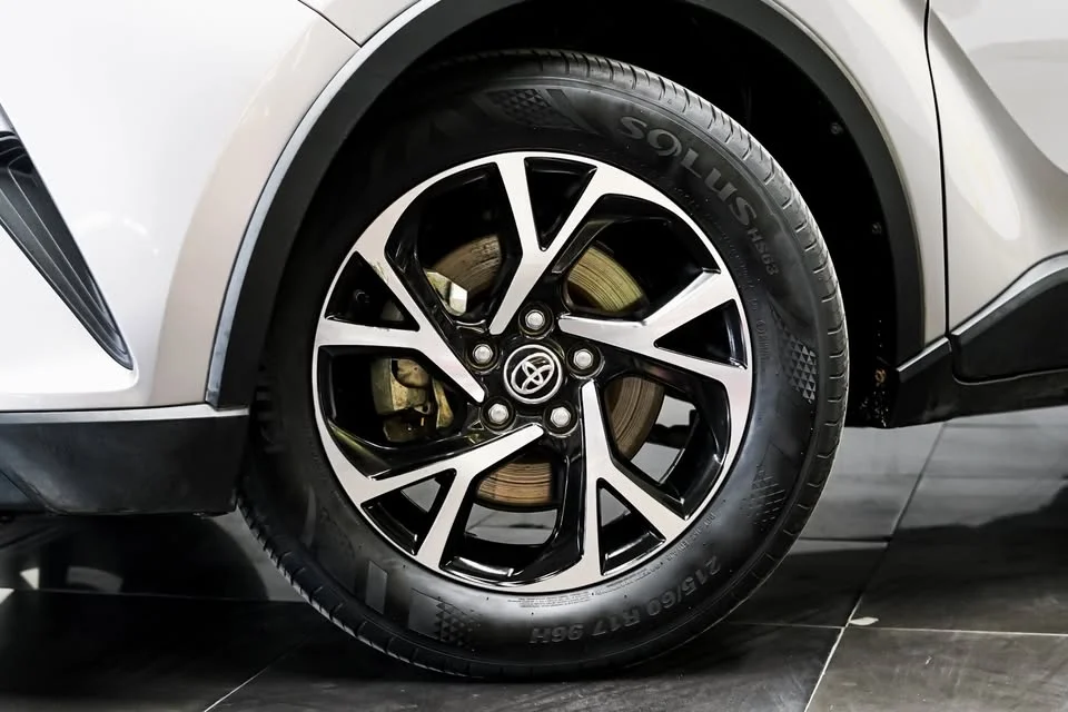2023 Toyota C-HR I 3