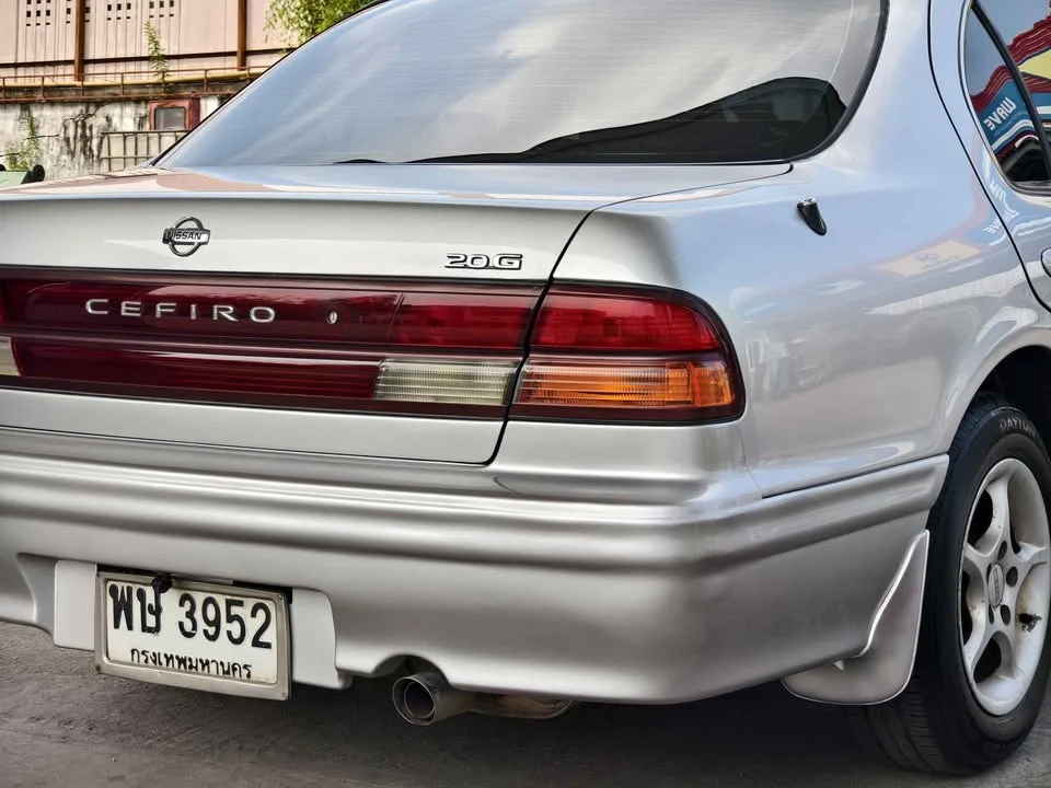1998 Nissan Cefiro II (A32) 3