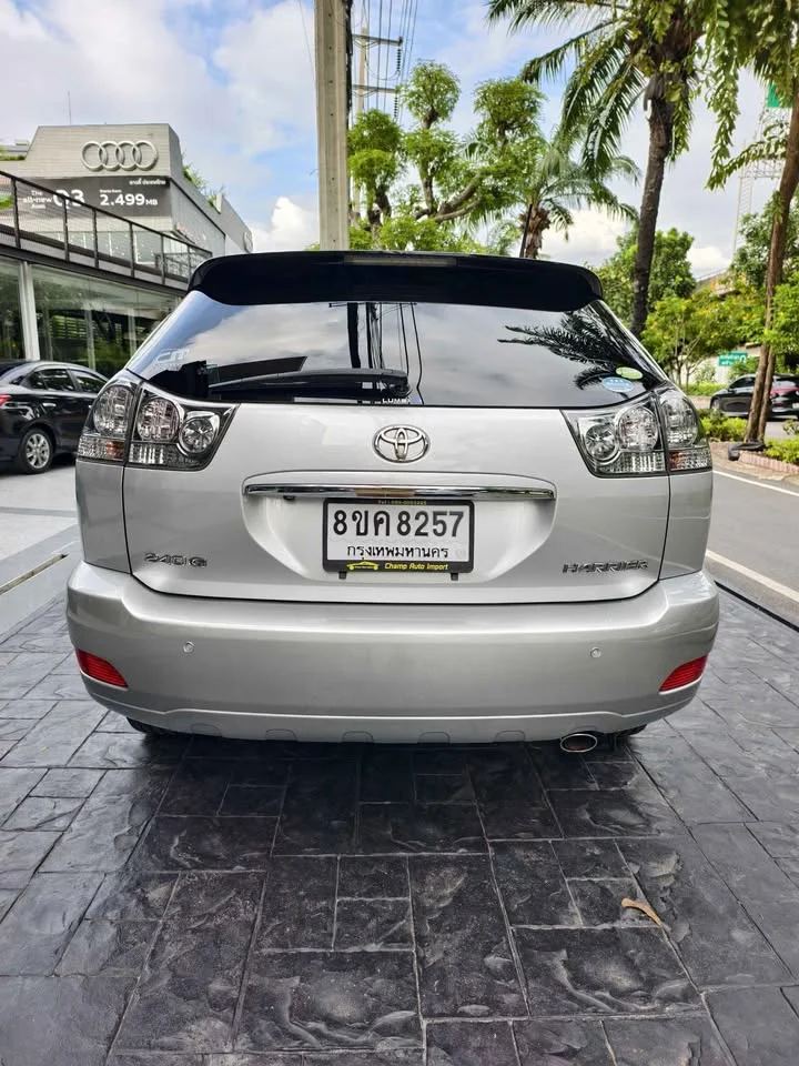 2009 Toyota Harrier II 2