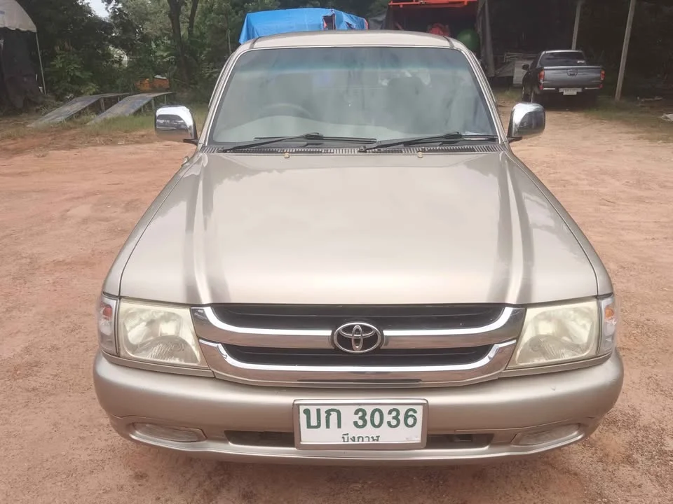 2003 Toyota Hilux Tiger VI 2