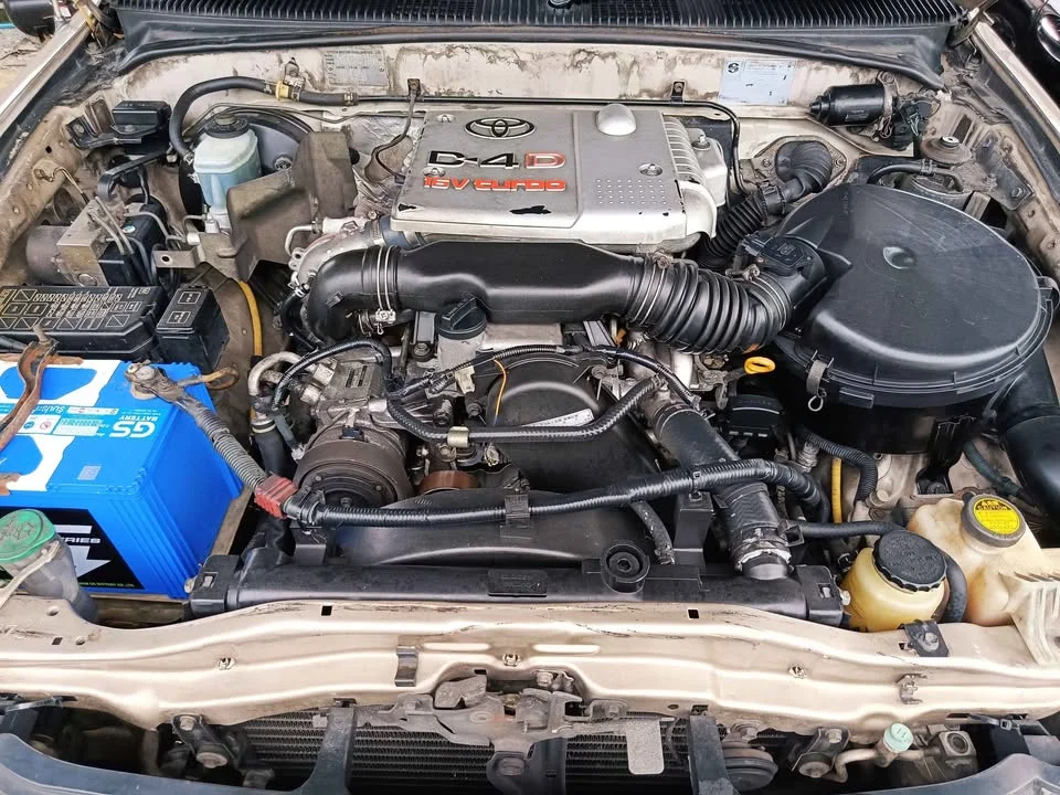 2003 Toyota Hilux Tiger VI 3