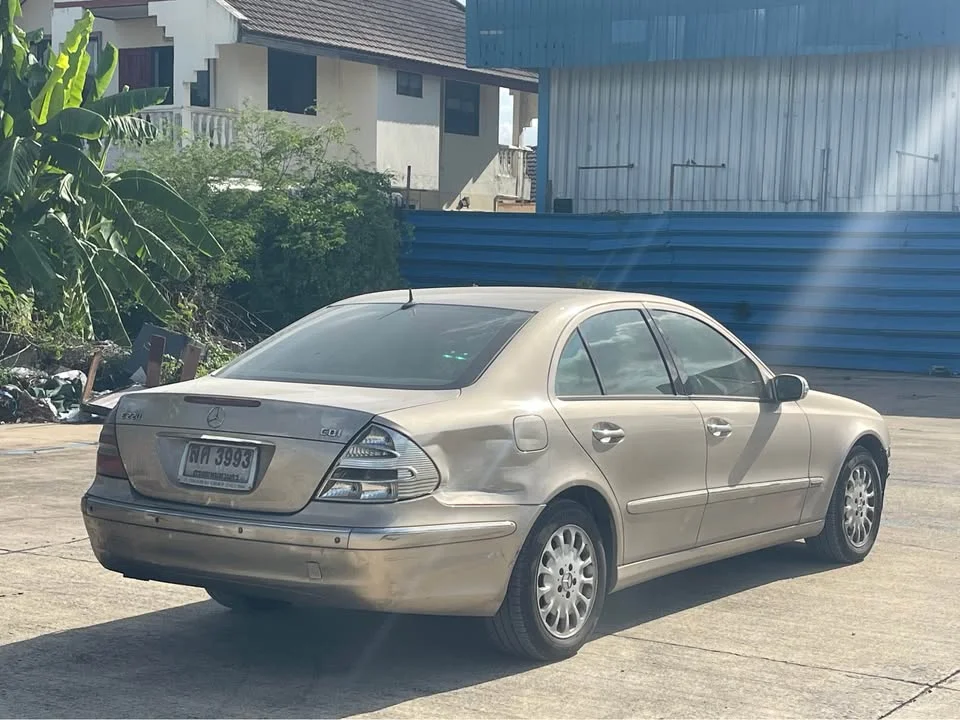 2004 Benz E-Class W211 2