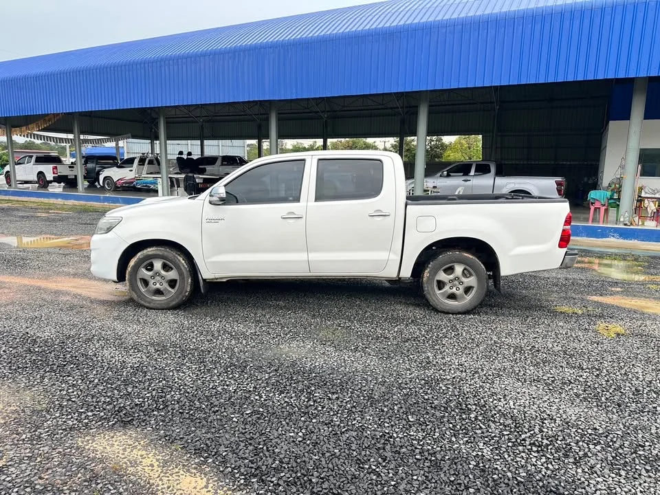 2014 Toyota Hilux VII 3