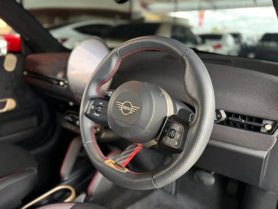 2025 Mini Hatch  III 2