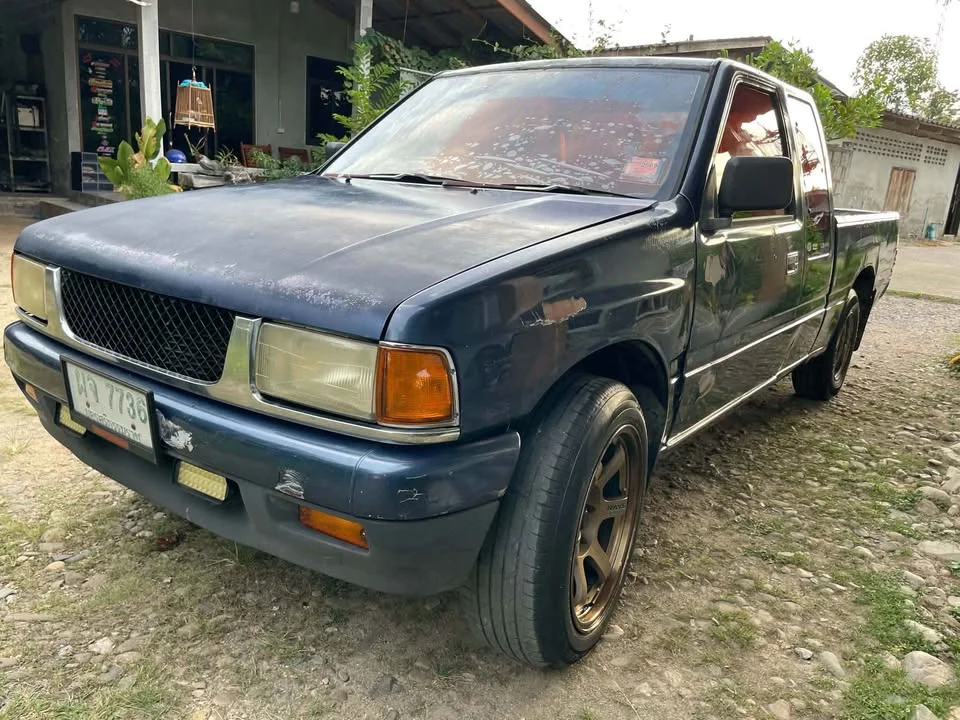 1994 Isuzu TFR III 3