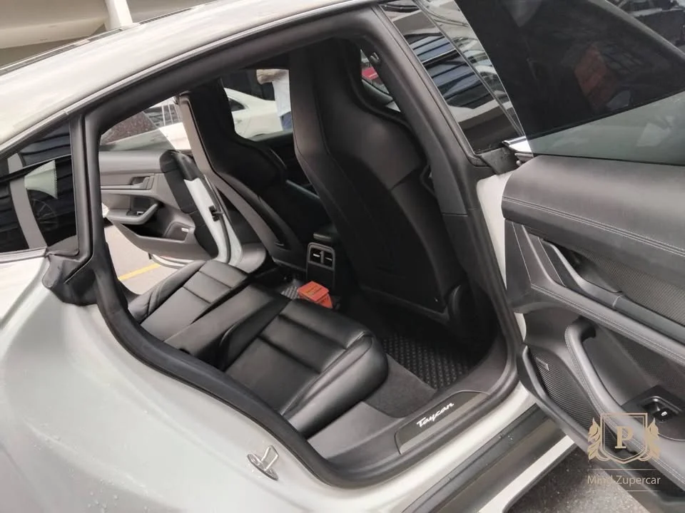 2021 Porsche Taycan 9J1 2