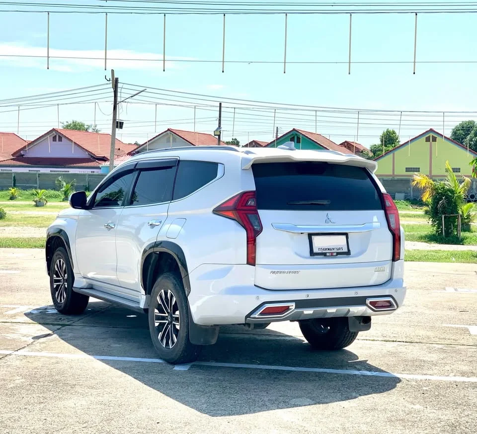 2020 Mitsubishi Pajero Sport III 2