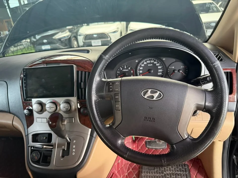 2012 Hyundai H-1 II 3