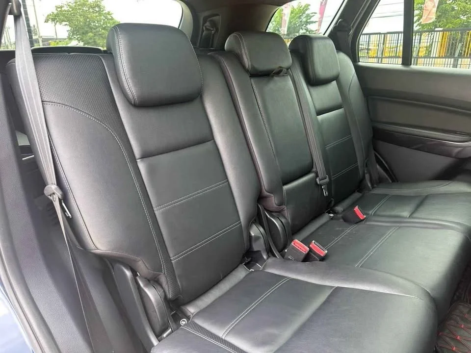 2020 Ford Everest II 3