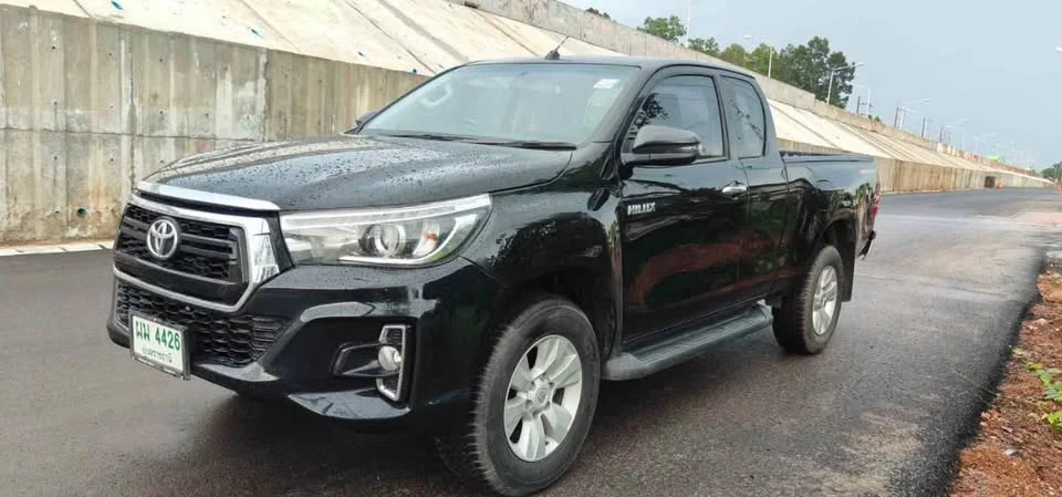 2018 Toyota Hilux VIII 3