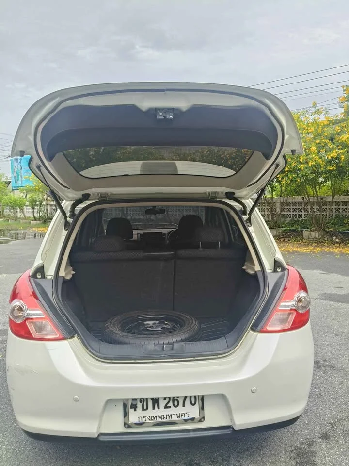 2010 Nissan Tiida I (C11) 3
