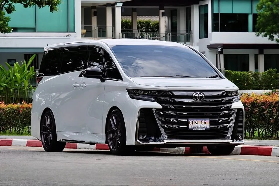 2025 Toyota Alphard, Vellfire IV (AH40) 3