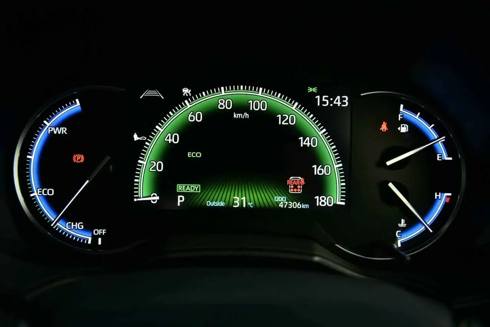 2023 Toyota Voxy IV 3
