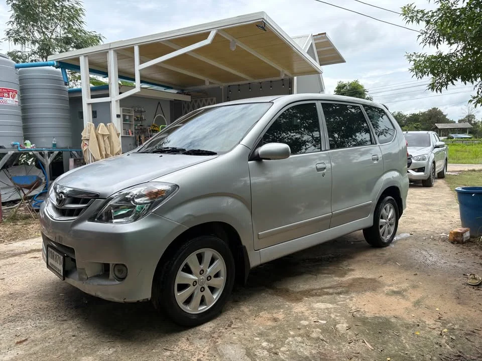 2007 Toyota Avanza I 3