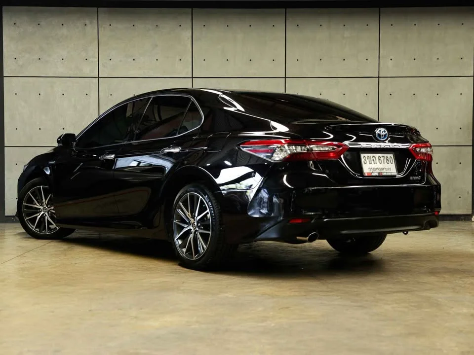 2022 Toyota Camry VIII (XV70) 2