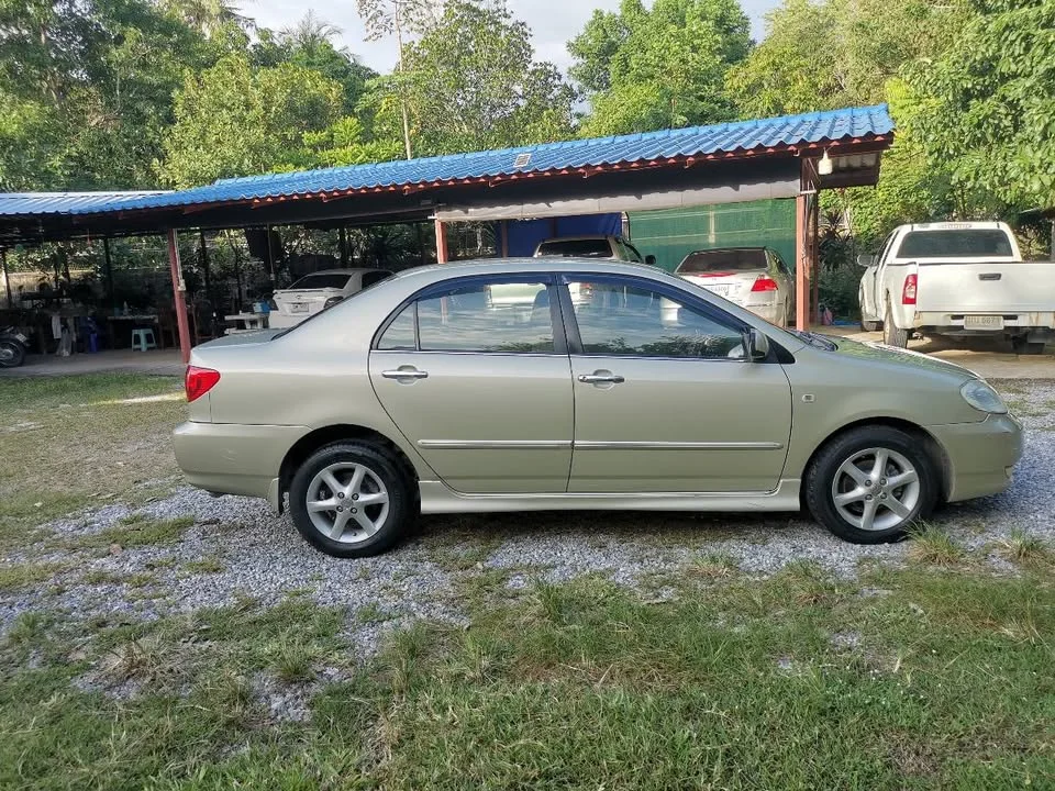 2002 Toyota Corolla Altis IX (E120) 3