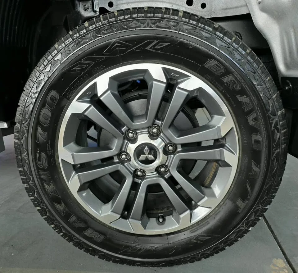 2022 Mitsubishi Triton V 2