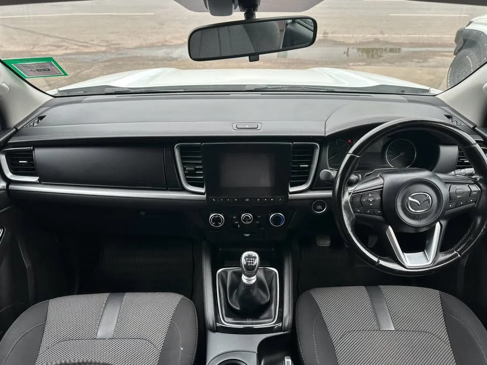 2021 Mazda BT-Series III 3