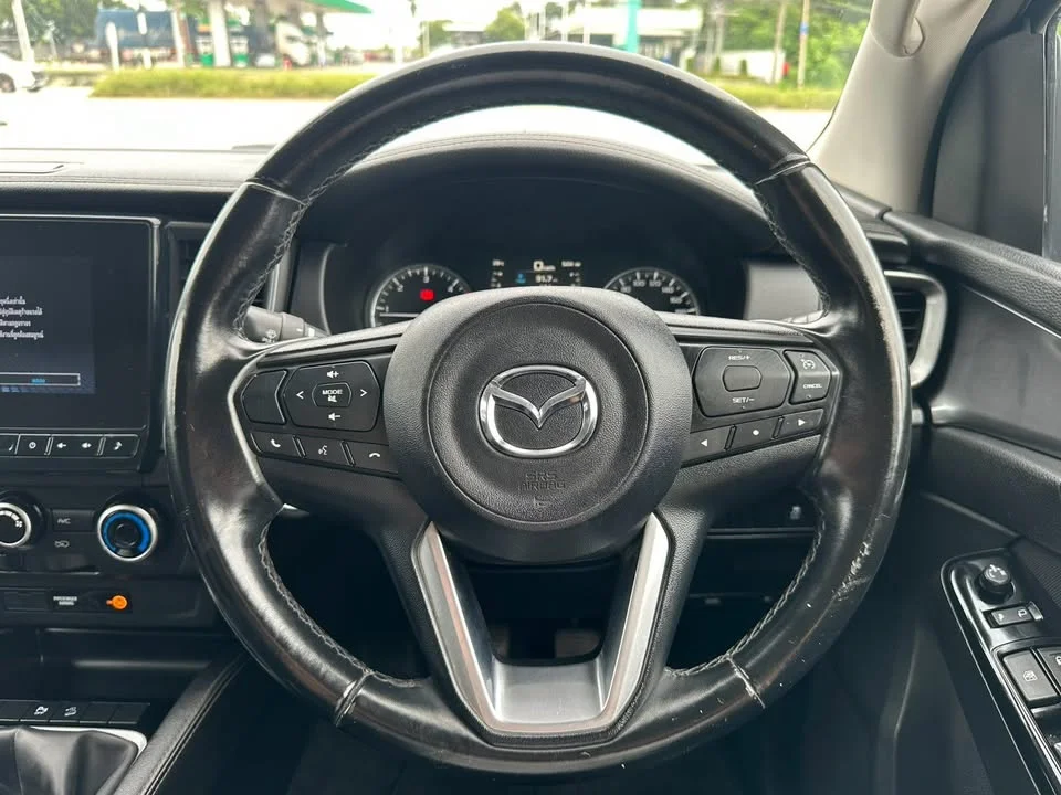 2021 Mazda BT-Series III 2