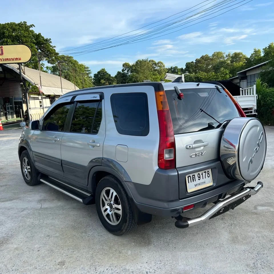 2003 Honda CR-V II 2