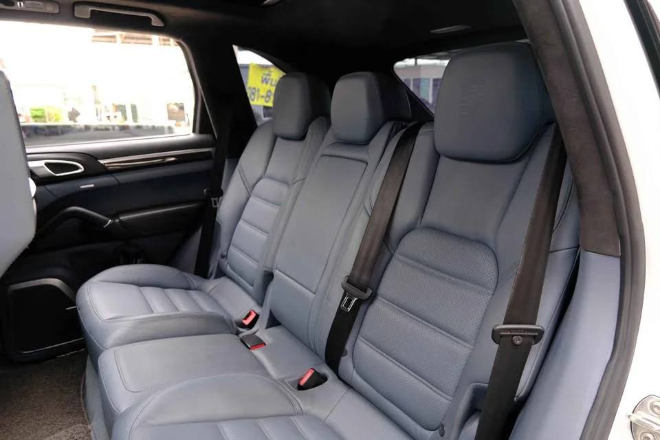 2012 Porsche Cayenne II 2