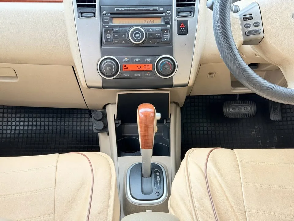 2011 Nissan Tiida I (C11) 3