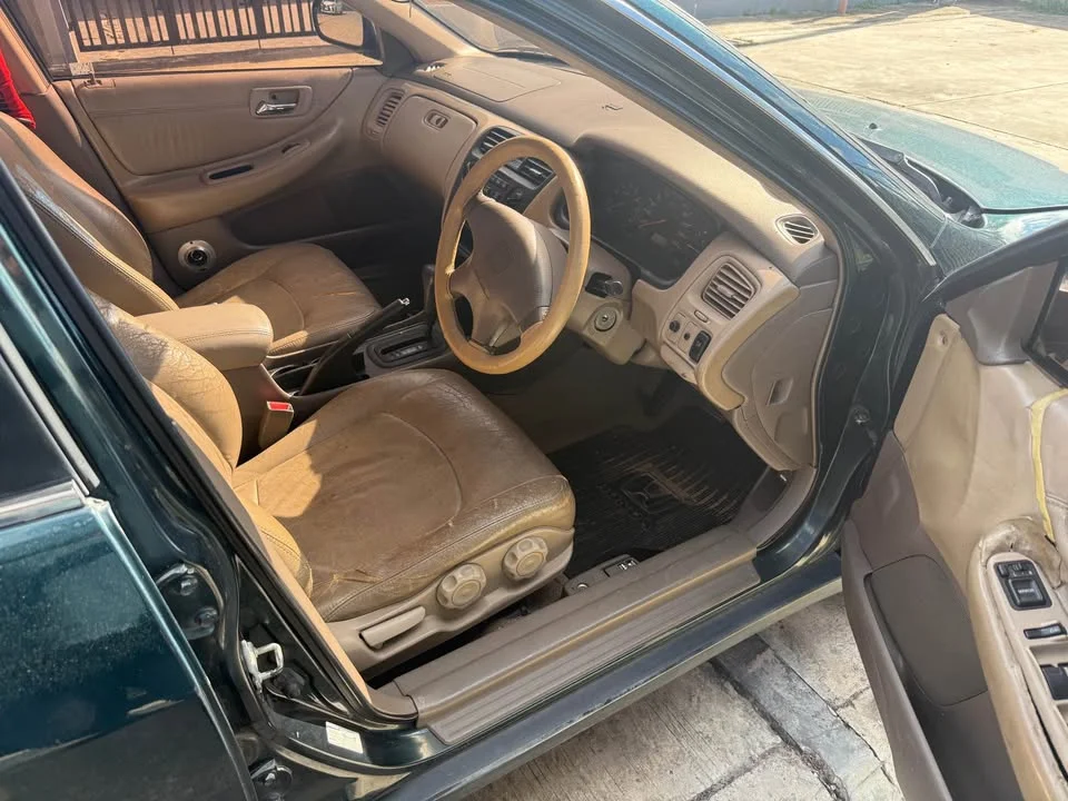 Honda Accord VI 2