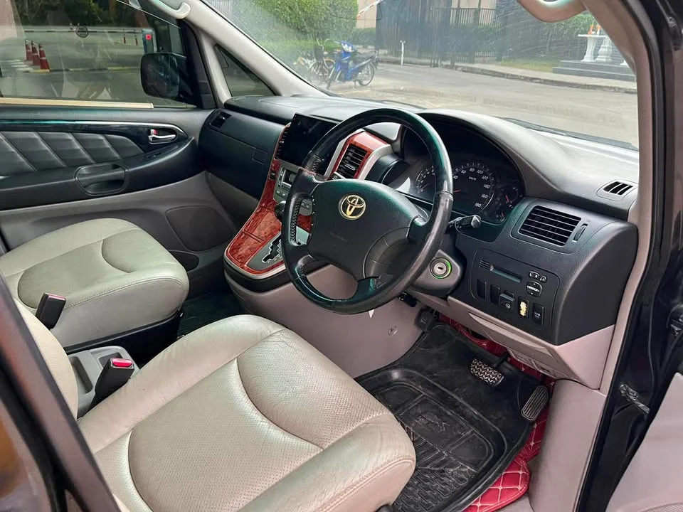 2004 Toyota Alphard, Vellfire I (AH10) 3