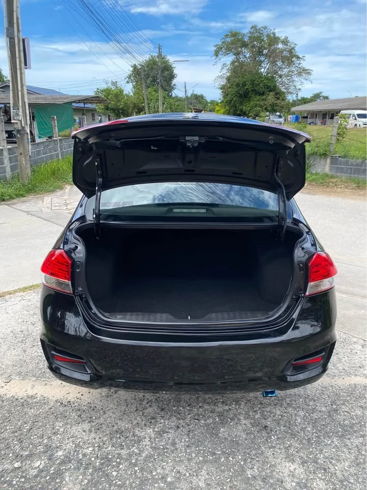 2017 Suzuki Ciaz 2