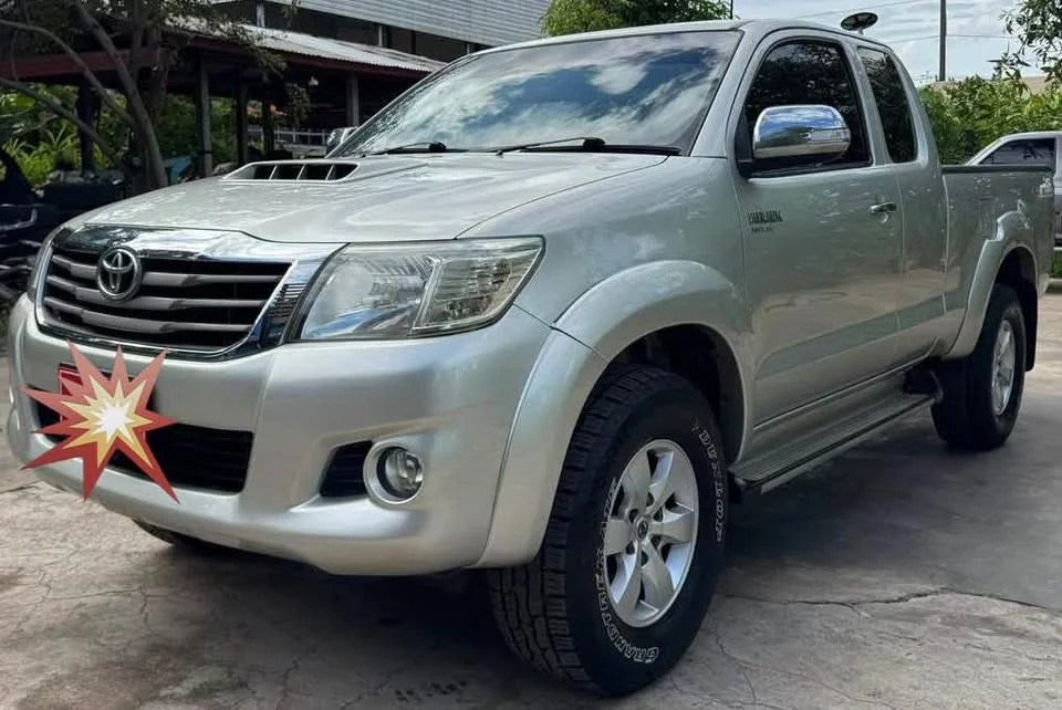 2013 Toyota Hilux VII 3