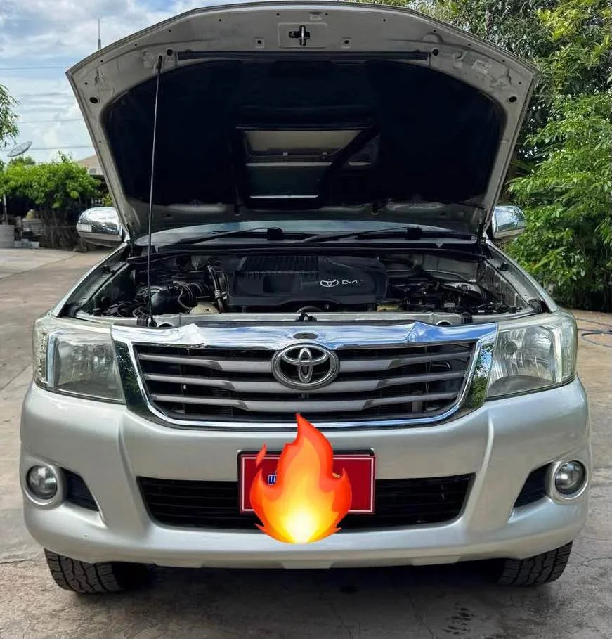 2013 Toyota Hilux VII 3