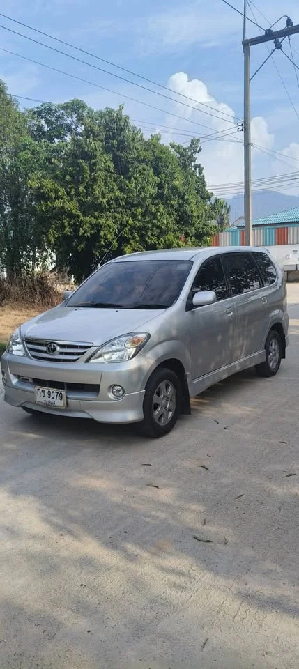 2005 Toyota Avanza I 2