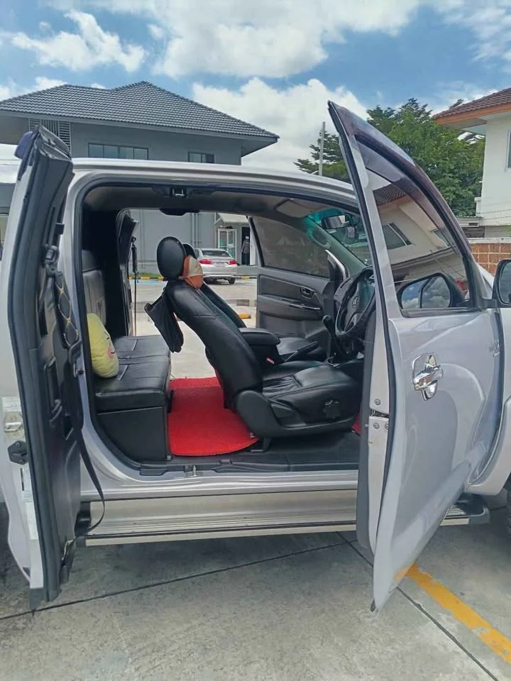 2012 Toyota Hilux VII 2