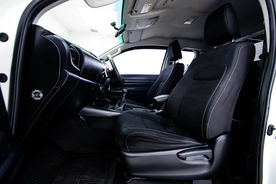 2018 Toyota Hilux VIII 2