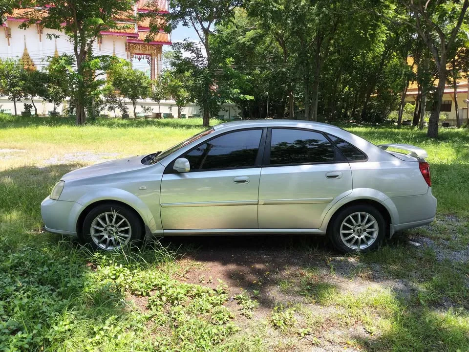 2005 Chevrolet Optra 2