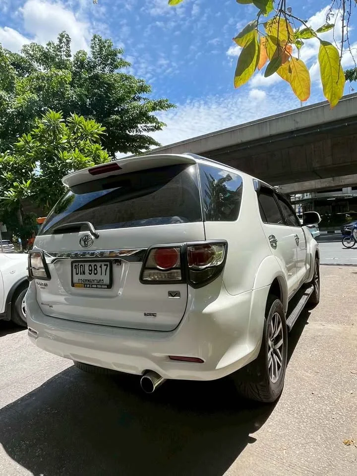 2007 Toyota Fortuner I 3