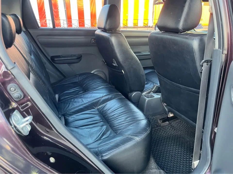 2010 Suzuki Swift I 3