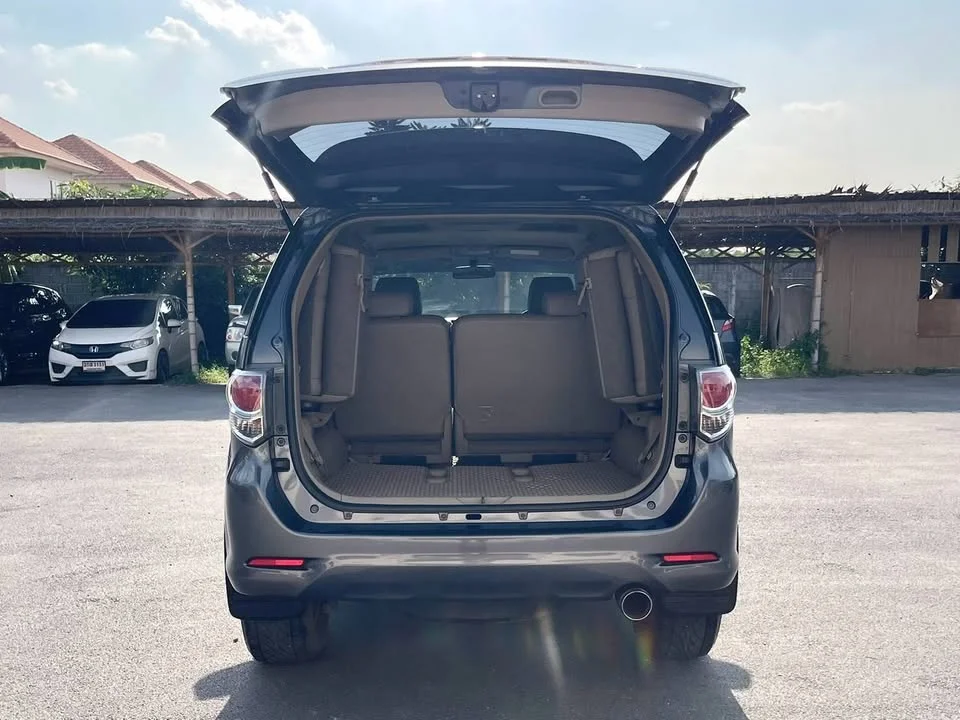 2013 Toyota Fortuner I 2