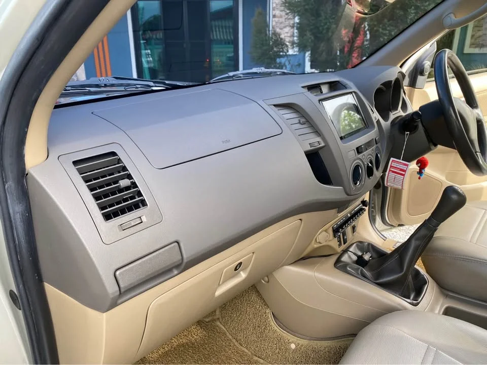 2010 Toyota Hilux VII 3