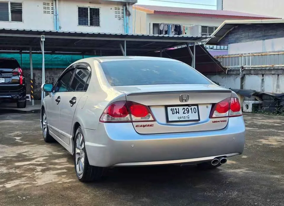 2009 Honda Civic VIII 2