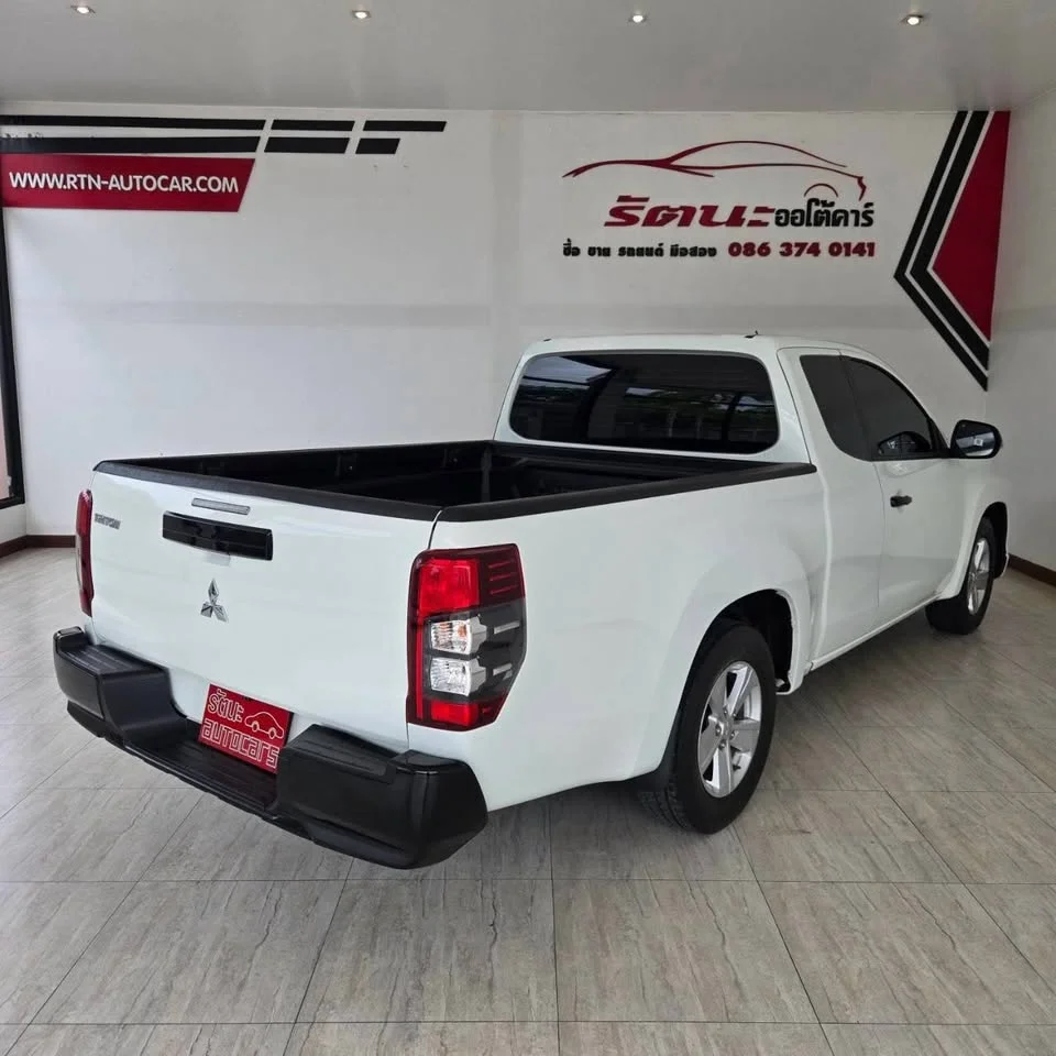2022 Mitsubishi Triton V 2