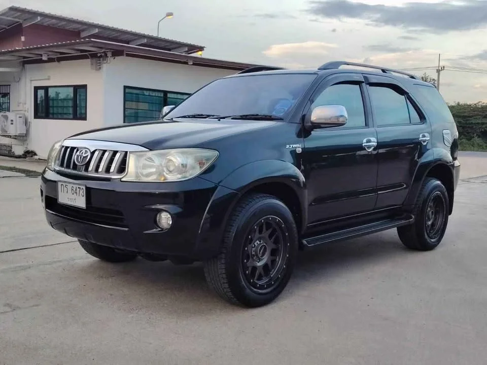 2008 Toyota Fortuner I 3