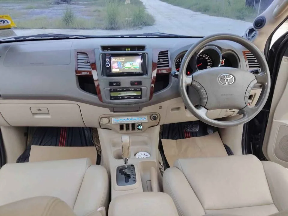 2008 Toyota Fortuner I 2