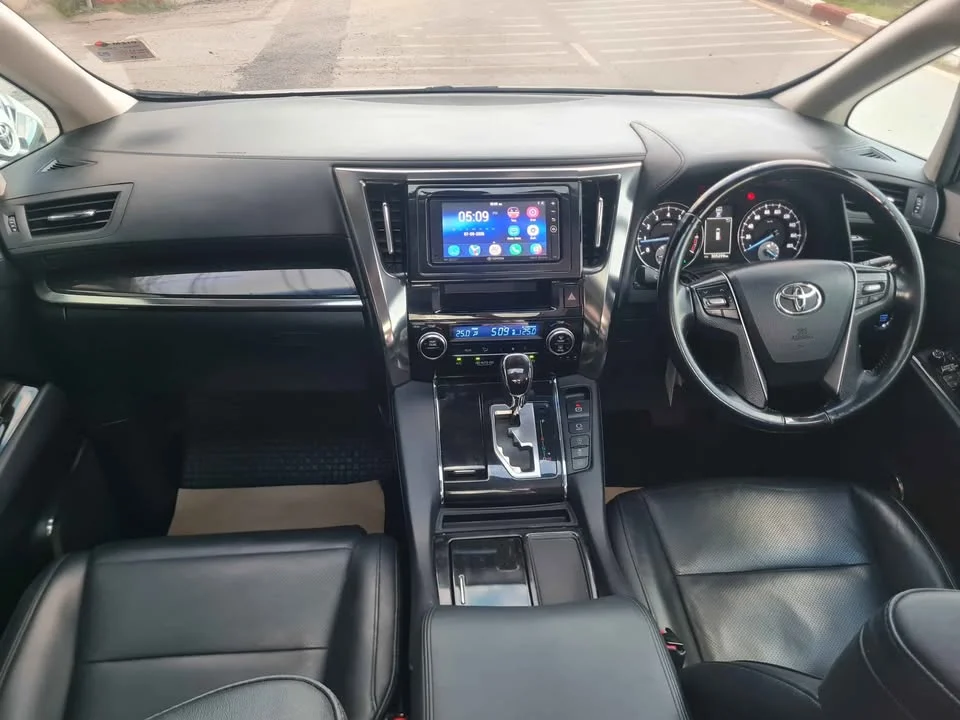 2017 Toyota Alphard, Vellfire III (AH30) 3