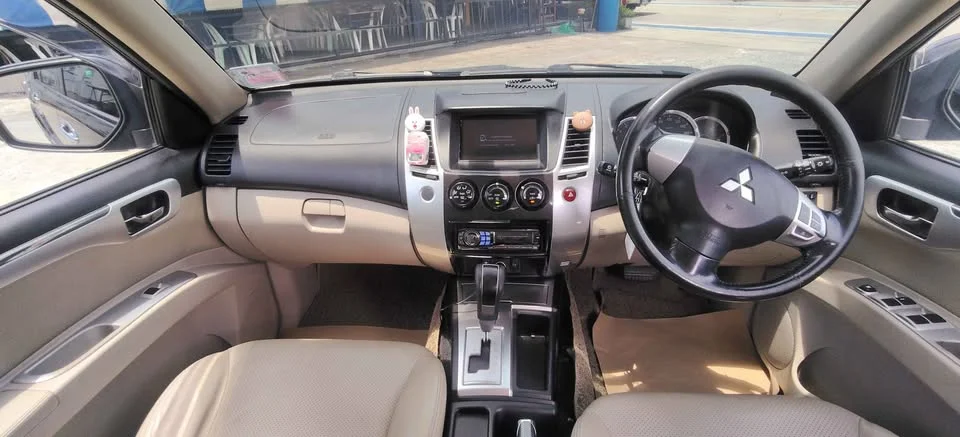 2011 Mitsubishi Pajero Sport II 2