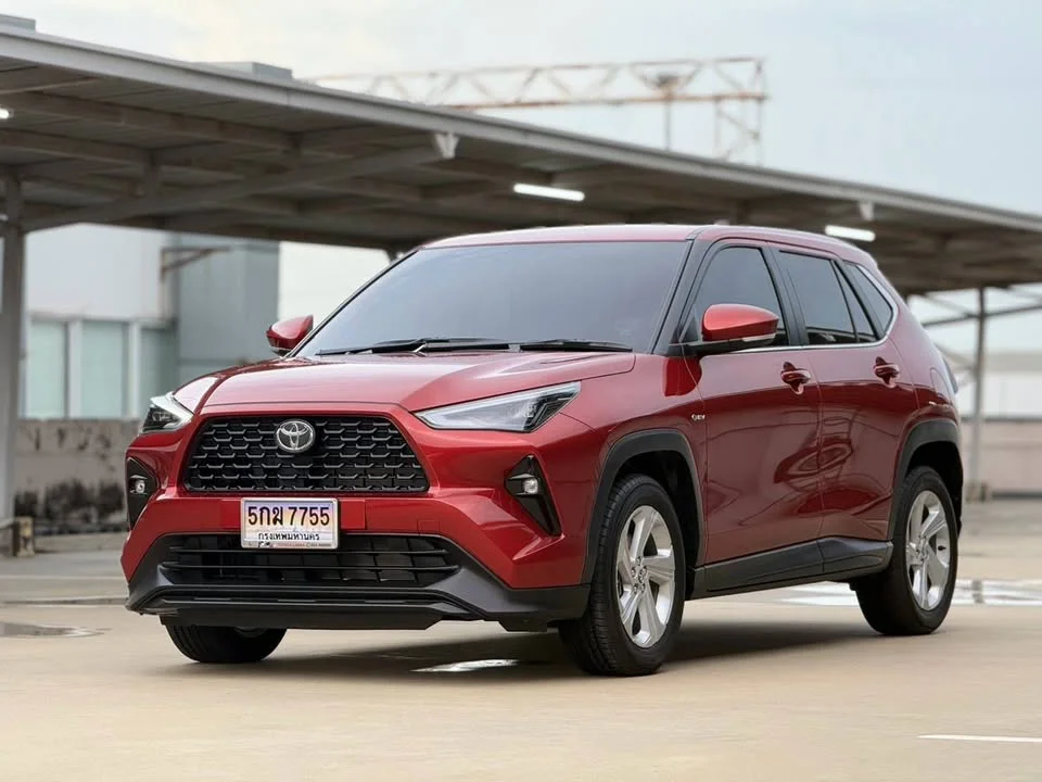 2024 Toyota Yaris Cross AC200 3