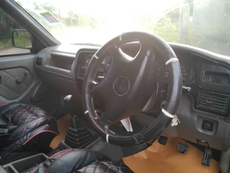 1997 Isuzu Faster Dragon Eyes III 2